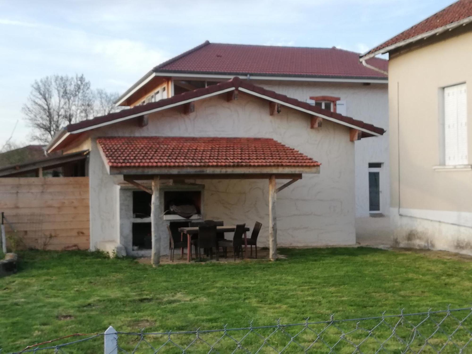 Maison De 100M2 Au Coeur D'Une Pension Equestre Les Sabots De Nina Marcollin Dış mekan fotoğraf